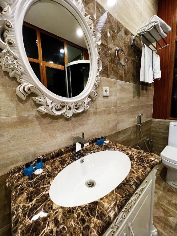Prestige Boutique Hotel バクー エクステリア 写真
